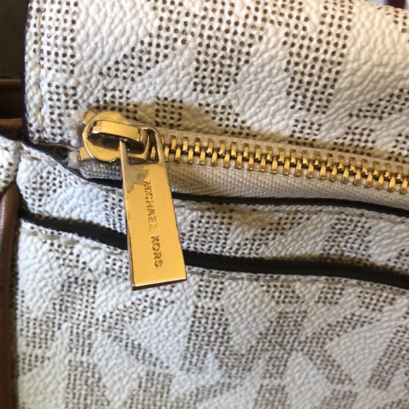 MK Crossbody Bag and Wallet - Picture 8 of 8